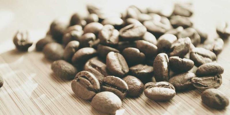 从化妆台到跑道:用拟物化设计与紫色美学,为跑步新手打造专属KeepMay训练计划