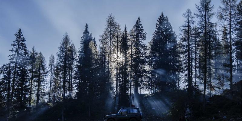 从复古美妆到科学护肤:痘痘肌的日常护理与成分解码