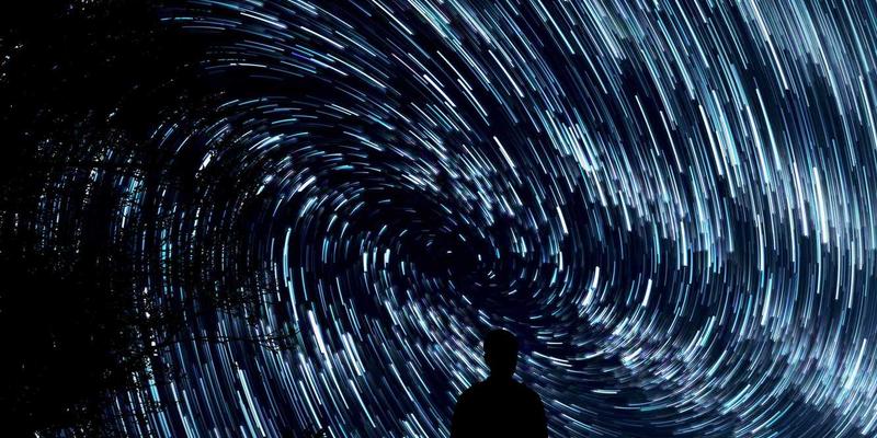 穿越时光的温柔呵护：敏感肌如何挑选复古风温和洗面奶